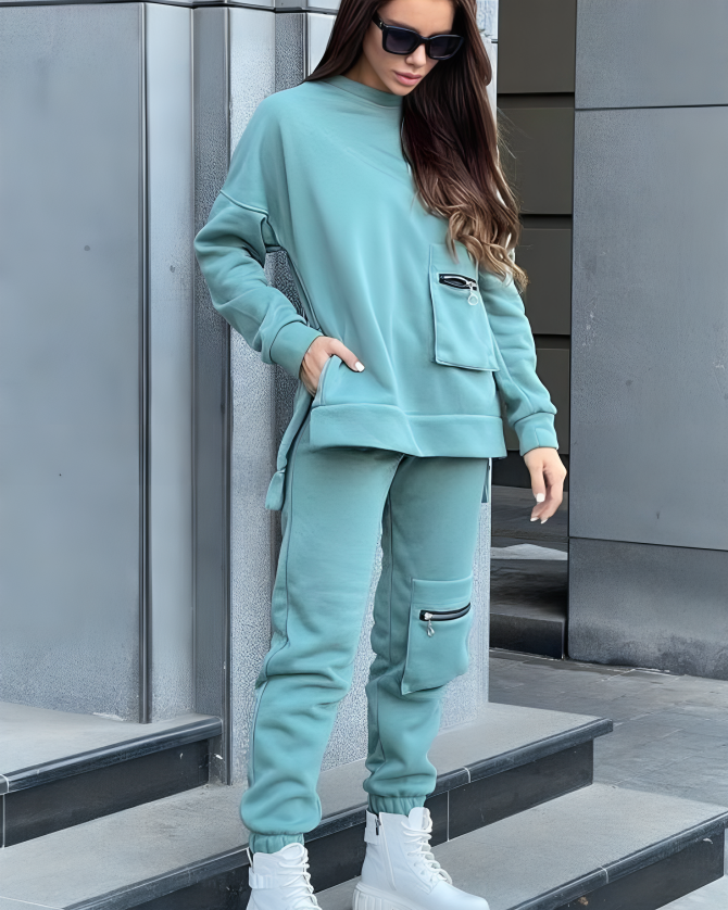 WINTER POCKET STYLE TRACKSUIT